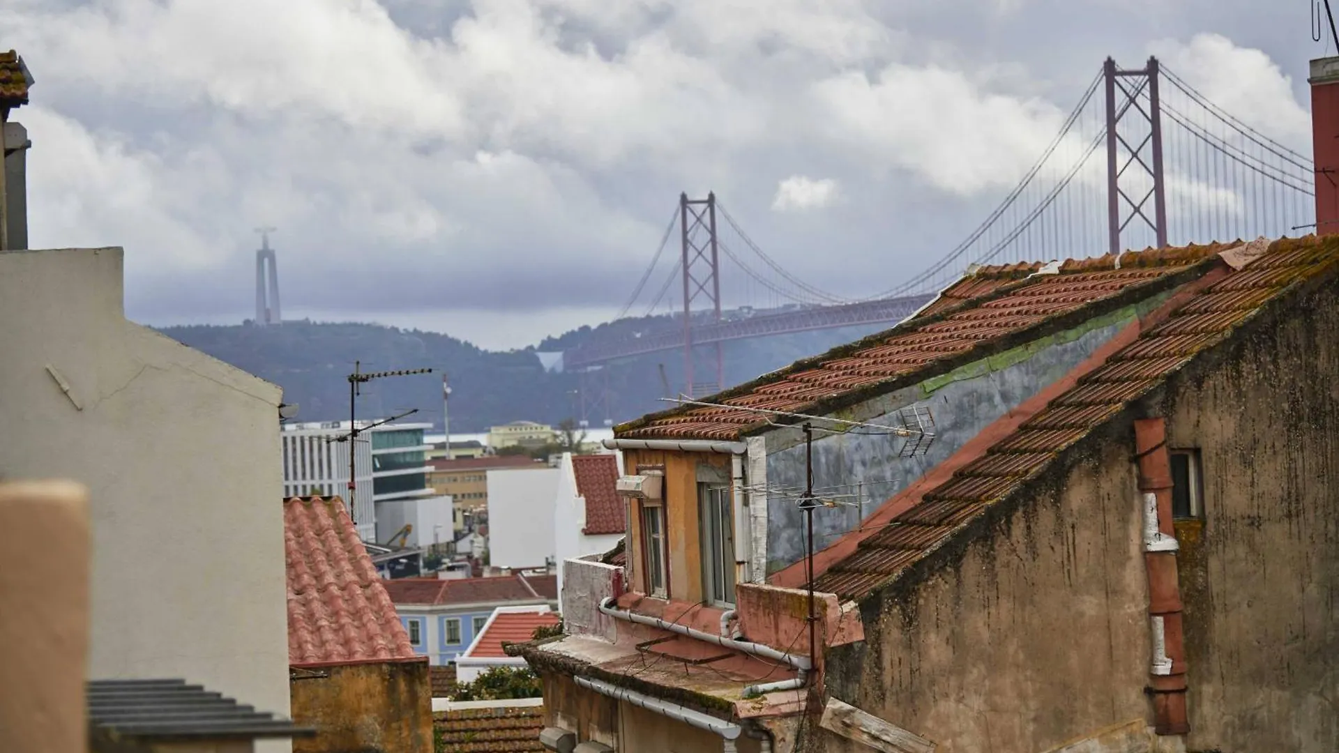 Alcantara Like A Local Lisboa Apartman